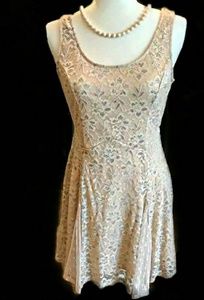 NWT lace flower nude/pink sleeveless skater-dress